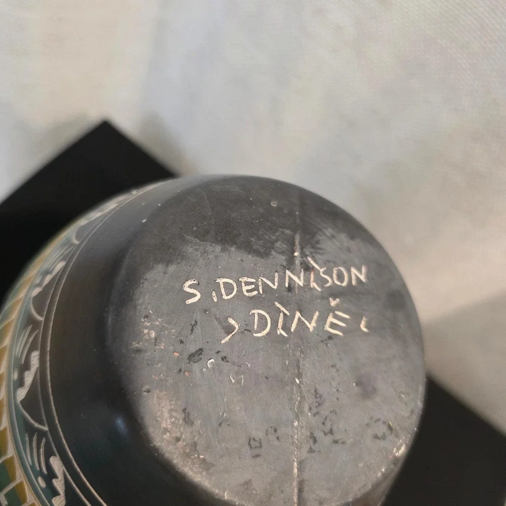 S Dennison Navajo Dine Etched Sgraffito Pottery Vase Grey Green Yellow 7.25